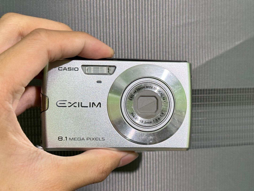 casio exilim 8.1 megapixels rush untested no battery and charger (Category: Cameras) located in Navotas City. Submitted by eggsyyyyyyyyy (Listing ID 1314313866, Image 2). Description: 💵💵💵💵💵💵💵💵💵💵💵💵💵💵💵 casio exifim 8.1 megapixels 📸 used with camera bag no battery 3k negotiable 😊 💵💵💵💵💵💵💵💵💵💵💵💵💵💵💵.