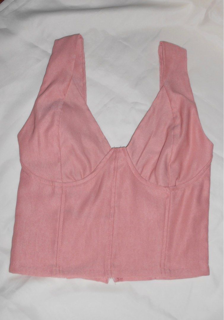 Coral/Peach Bustier Tank Top (Category: Sleeveless) located in Quezon City. Submitted by raf_b (Listing ID 1314234991, Image 1). Description: 📌Brand new, never used or washed 📌Rfs. Too small for me 😭 📌 Best fits XXS-XS For reference, I am 32A cup with 26 in waist.