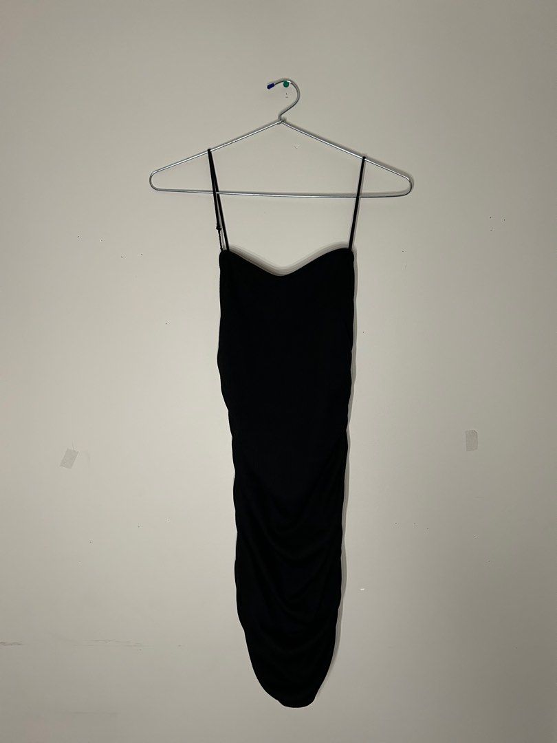 Cute scrunched thin strap black dress (Category: Clothes) located in Toronto. Submitted by venya260 (Listing ID 1314363983, Image 2). Description: Brand: SHEIN Size: US S Colour: black Clothing Blend: 67% polyester, 30% viscose & 3% elastin Condition: Used.