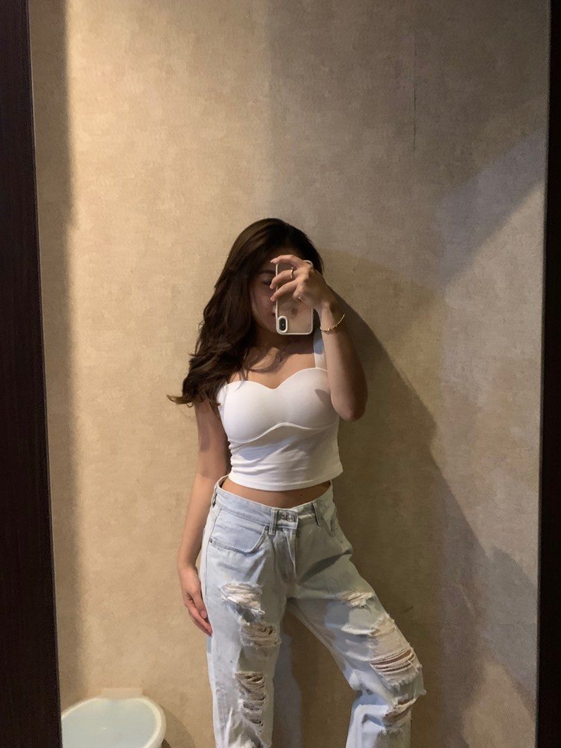 &Denim Low Waist Boyfriend Light Blue Ripped Jeans