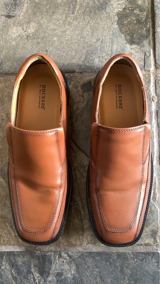 DOCKERS LEATHER SHOES Men s Fashion Footwear Dress shoes on Carousell