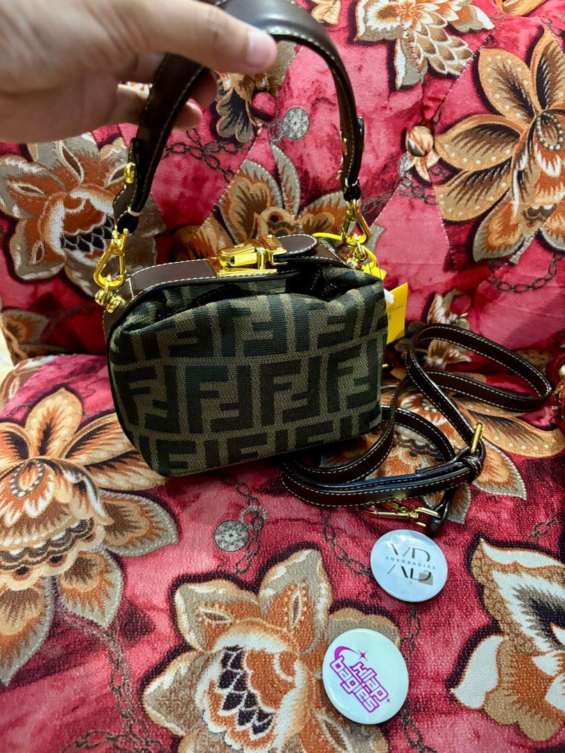 fendi tobbaco Fendi speedy canvas bag Fendi bento fendi bag tas fendi fendi baguette vintage bag handbag tas fendi handbag fendi fendi mini nag
