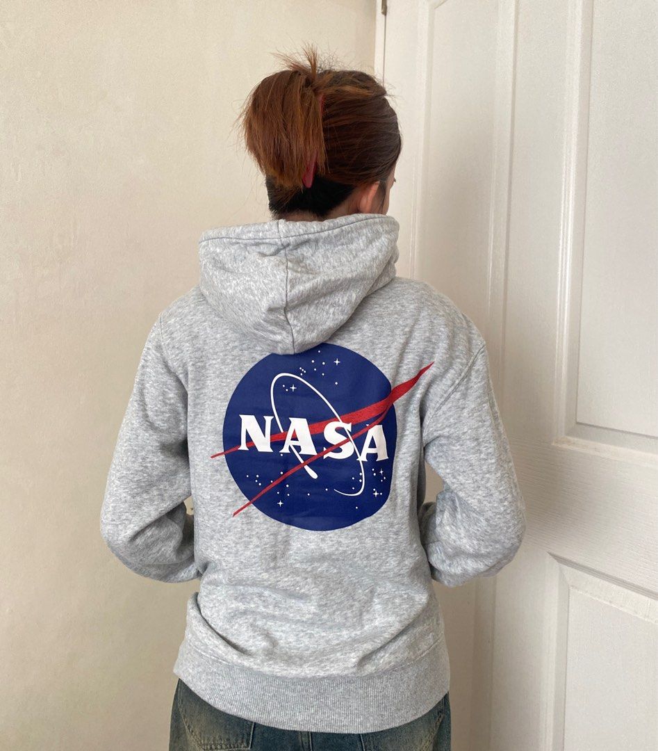 H&M NASA Hoodie (Category: Coats, Jackets and Outerwear) located in Cavite. Submitted by _cc25 (Listing ID 1314244360, Image 2). Description: Bought this for 1,680. Selling low. Rfs: decluttering .