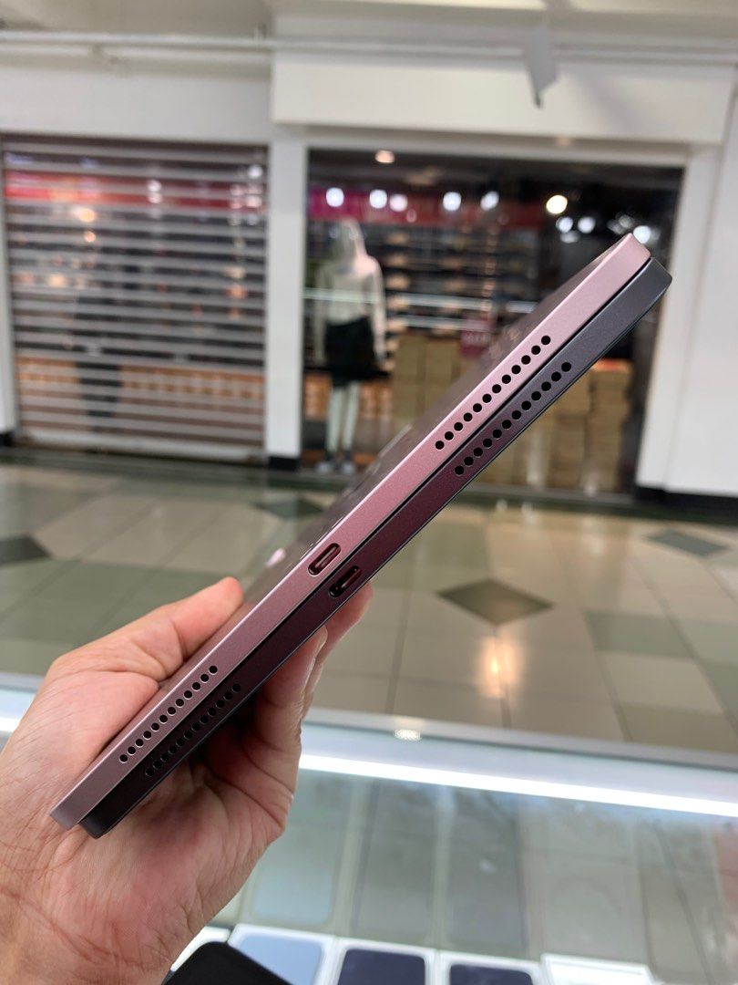 iPad Air 5th Gen. 256gb wifi (Category: iPad) located in Manila. Submitted by arzillah (Listing ID 1314182714, Image 3). Description: iPad Air 5th Gen. 256gb Wifi only Ntc approve Slightly use No dents No issue No scratches All working Open for COD/COP + SF Manila area (sameday delivery) Province area (via LBC) required DP to avoid cancellations Physical store: Greenhills Shopping Center, 2ndfloor, stall#: Ai 11 Contact#: 09482217224 Page: Arzill