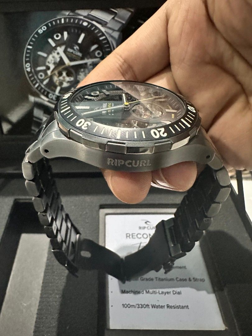 Jam Tangan Rip Curl Recon DVR Automatic Titanium