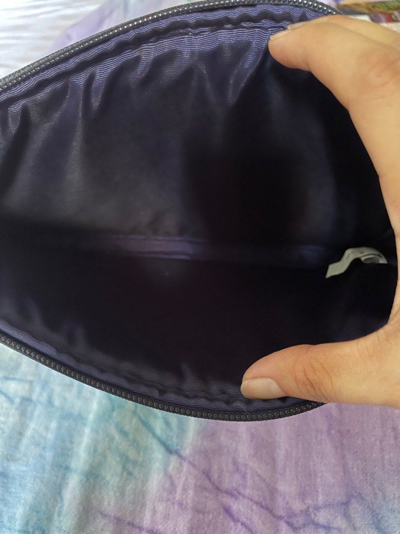 Kate spade notebook sleeves (Category: Luxury Bags & Wallets) located in Cavite. Submitted by hkphdeals (Listing ID 1314168698, Image 3). Description: Decluttering: Authentic Kate spade Width 10 inches Length 8 inches Fix price Send to J& t express :sf 75 pesos paid by buyer.