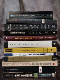 (Category: ) located in . Submitted by broke.student.bookshelf (Listing ID 1314228384, Image 1). Description: .