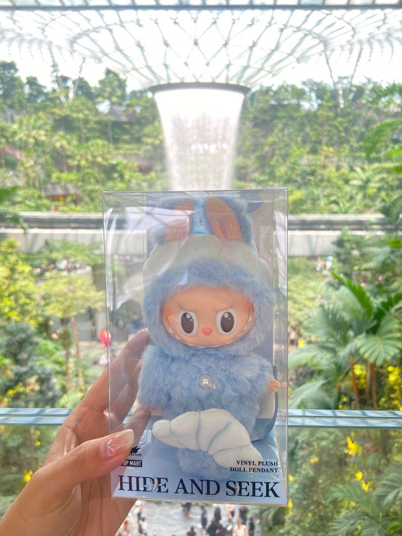 Labubu exclusive Merlion Merbubu, Hobbies & Toys, Toys & Games on Carousell