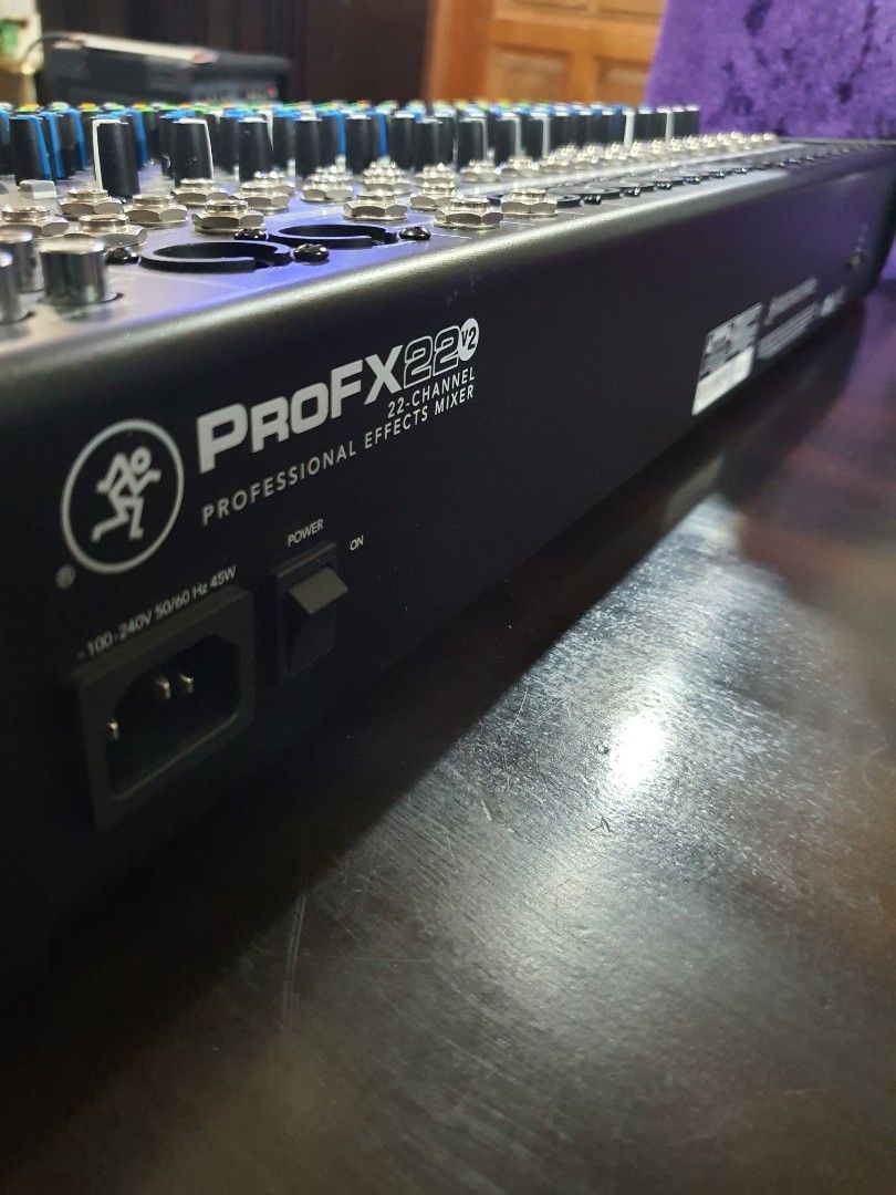 Mixer473157096429987842