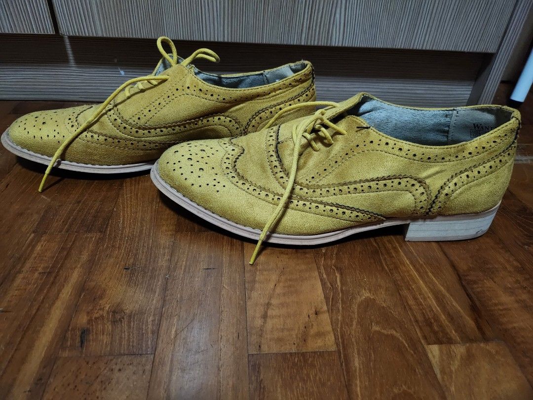 Mustard yellow suede shoes outlet