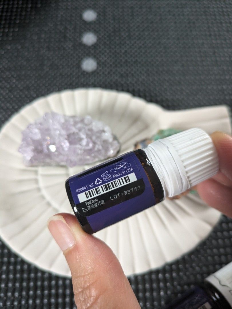 ひろこ様専用。Young Living エッセンシャルオイル 8本セット 【公式通販】