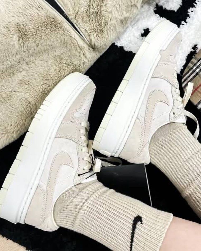 jordan 1 dior foot locker