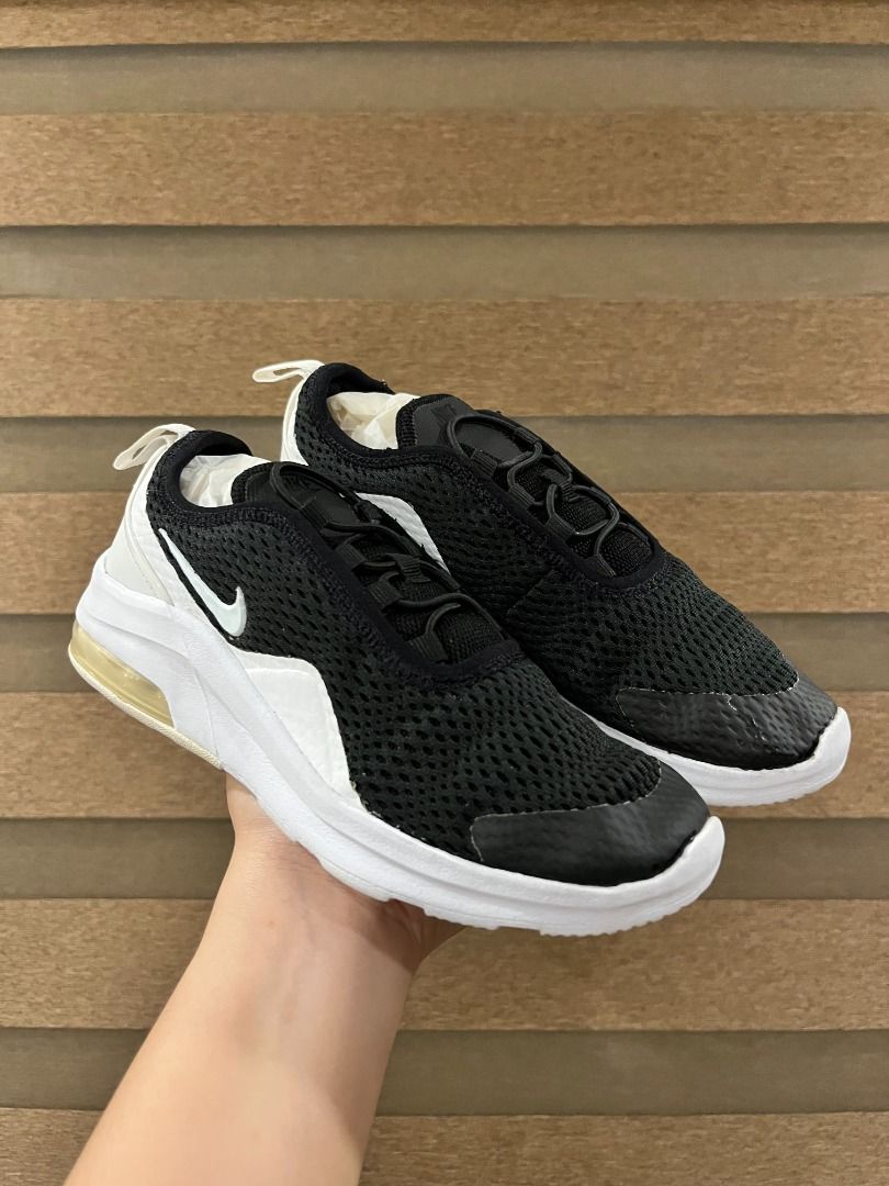 Nike Air Max Motion, Women's Fashion, Footwear, Sneakers on Carousell