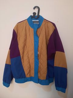 (Kategori: ) berada di . Dikirim oleh everythingmustgo.jkt (ID iklan 1314189129, Gambar 1). Deskripsi: .
