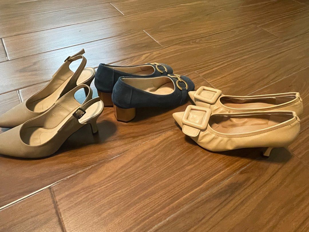 Office Shoes Bundle Sale (Category: Heels) located in Quezon City. Submitted by thyca (Listing ID 1314179558, Image 3). Description: Selling 3 office shoes for P600. All size 5:5 .