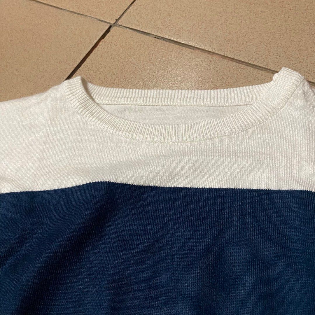 Oversized comfy tee (Category: Blouses) located in San Pedro. Submitted by ranze (Listing ID 1314264848, Image 3). Description: Perfect for cozy weather.