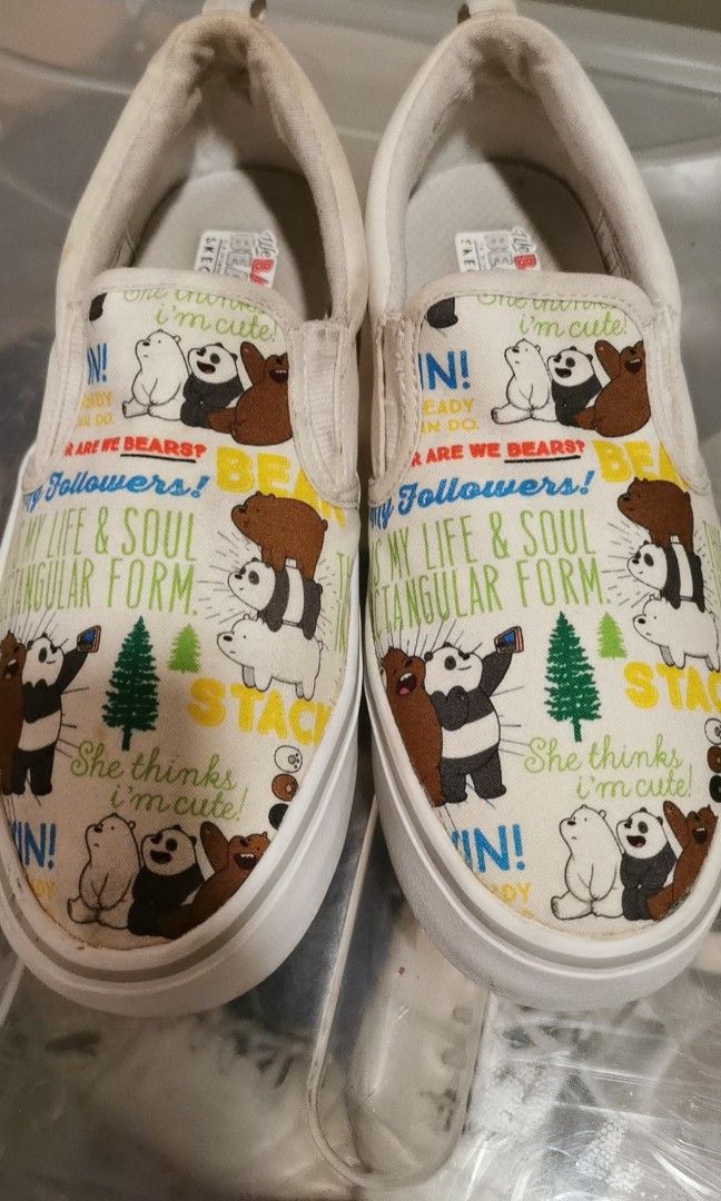 Preloved Clearence Sales Fast Deal Skechers Bare Bear limited edition shoes euro 35. PLEASE READ DESCRIPTION