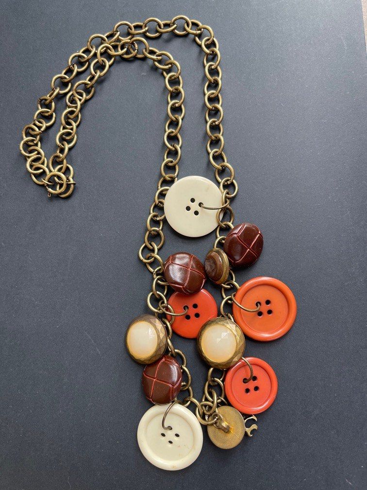 PRELOVED TOPSHOP ONE OF A KIND QUIRKY LONG NECKLACE 1 Piece only Vintage Buttons with Eagle