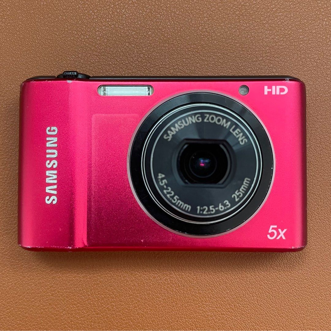 Samsung st66 digicam (Category: Cameras) located in Manila. Submitted by pl4y_it_4g4in (Listing ID 1314176246, Image 1). Description: Used Issue: screen (2nd and 3rd photo) Flash working Zoom working Video mode working All shooting mode working With battery .