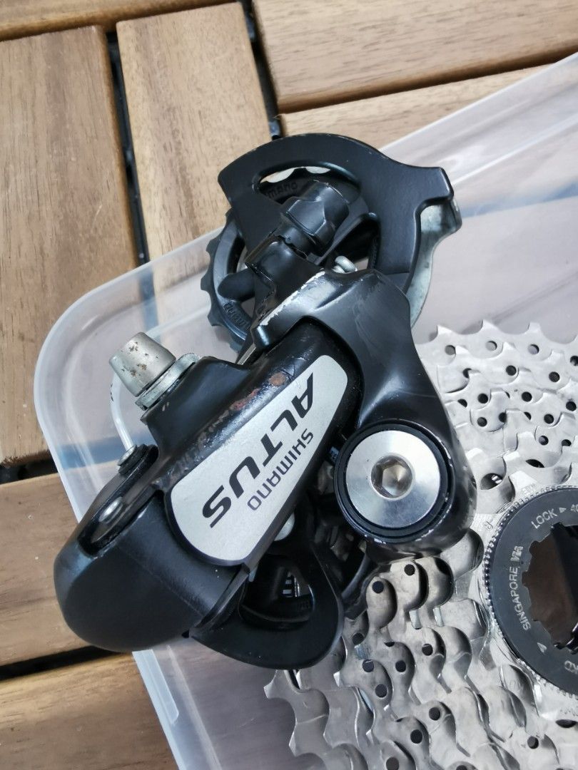 8 gear derailleur outlet