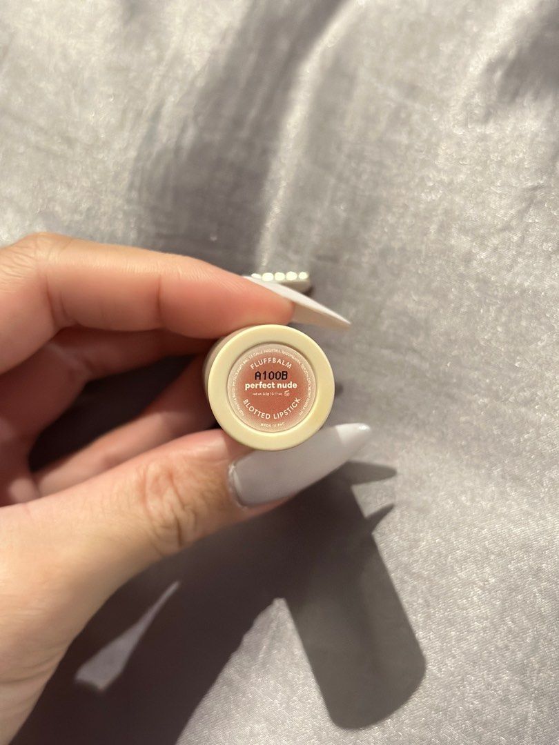 Sunnies Face Fluffbalm (Category: Makeup) located in Quezon City. Submitted by ella1420 (Listing ID 1314307847, Image 2). Description: -Authentic Sunnies Face Fluffbalm in Perfect Nude shade -blotted lipstick for everyday wear -bought for 445 pesos, selling low -Not used, only swatched once -Good as new -RFS: already have similar shade -no box .