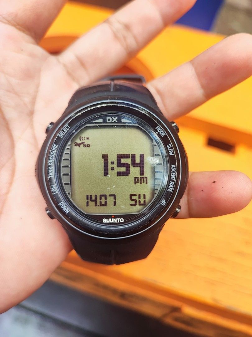 Suunto DX black titanium dive computer Sports Equipment Other Sports Equipment and Supplies on Carousell