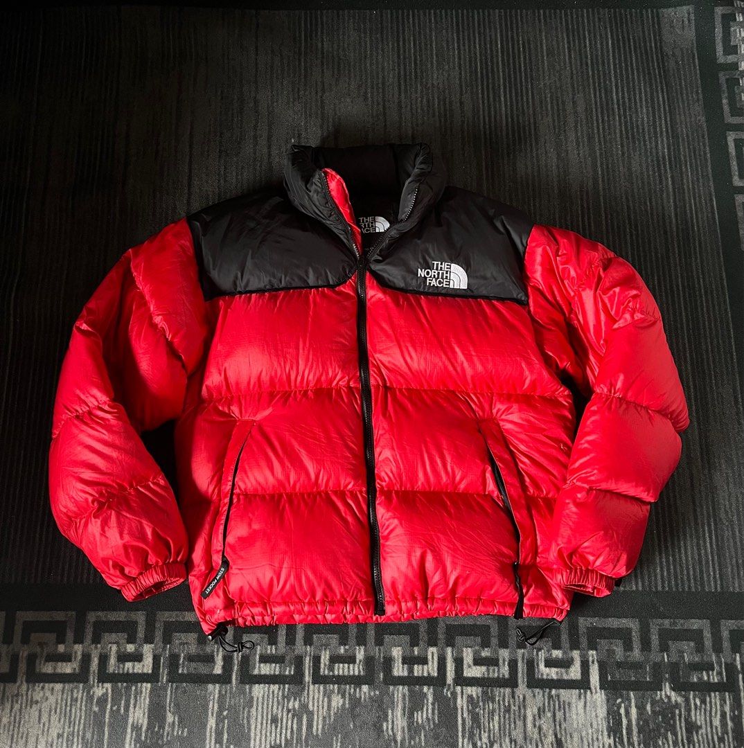 The north face puffer (Category: Activewear) located in Valenzuela. Submitted by streetsource (Listing ID 1314311310, Image 1). Description: The north face puffer Size Large Dimension width 25 x 28 length Good as new 4,999 Authentic .