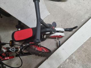 (Category: ) located in . Submitted by lemlem (Listing ID 1314279096, Image 1). Description: .