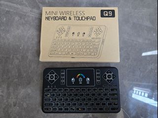 Teclado inalámbrico con touchpad63012452600321110