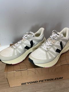 （分類：）位於 。 由 hello12345hello 提交（商品編號 1314235890，圖片 1）。簡介： 。