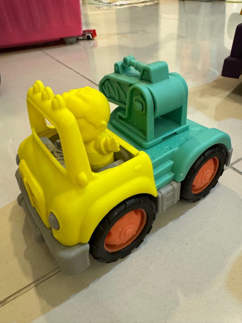 Wonder Wheels Excavator Truck & 3 Little Truck Set, Hobbies & Toys ...