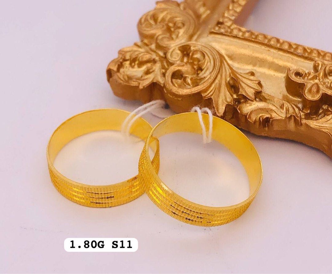916 GOLD CBR RING UNISEX Women s Fashion Jewelry Organisers Earrings on Carousell