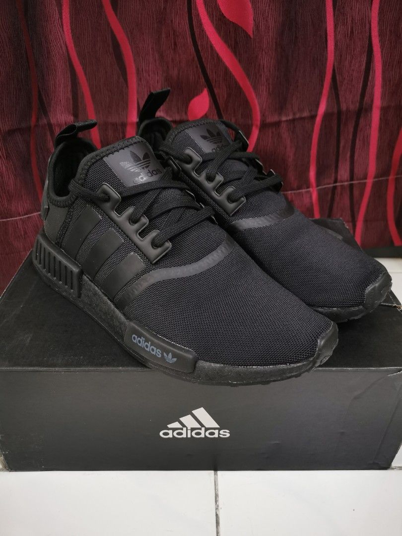 Adidas NMD R1 All Black, Men's Fashion, Footwear, Sneakers on Carousell