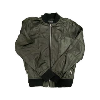(Category: ) located in . Submitted by wardrobebydnp (Listing ID 1314418589, Image 1). Description: .