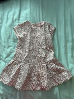 (Category: ) located in . Submitted by bunny2805 (Listing ID 1314386576, Image 1). Description: .