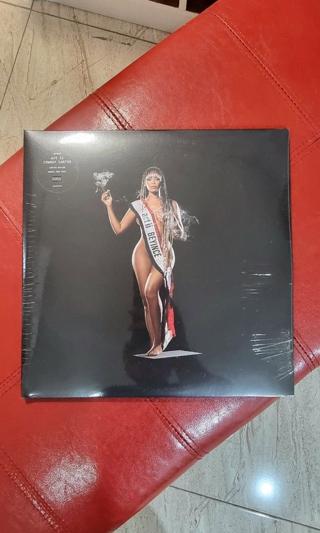Beyonce - Cowboy Carter (Category: Vinyls) located in Davao. Submitted by dj.spins (Listing ID 1314554588, Image 2). Description: Beyonce - Cowboy Carter Limited Edition exclusive cover in two 180g Black vinyls. Brand New. Sealed. P2,000.