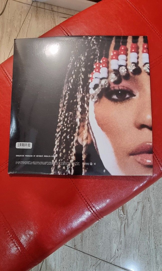 Beyonce - Cowboy Carter (Category: Vinyls) located in Davao. Submitted by dj.spins (Listing ID 1314554588, Image 1). Description: Beyonce - Cowboy Carter Limited Edition exclusive cover in two 180g Black vinyls. Brand New. Sealed. P2,000.