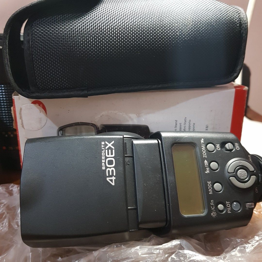 Canon 430EX almost new with box and pouch (Category: Flashes) located in Paranaque City. Submitted by vintagepopsicle (Listing ID 1314523592, Image 3). Description: Just had this for backup, almost never used. The battery compartment and hotshoe proves it. Gcash and Lalamove..