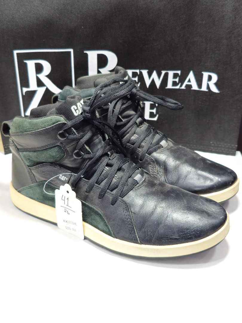 CATERPILLAR SHAW BOOTS Fesyen Pria Sepatu Sneakers di Carousell