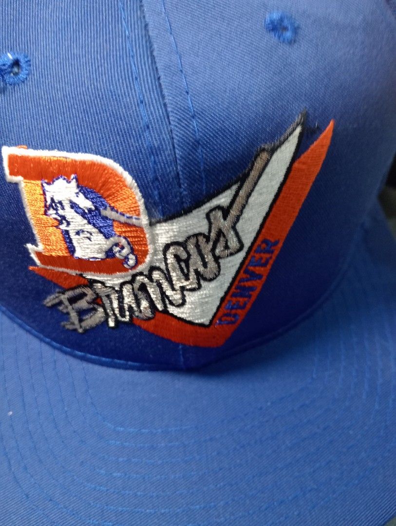 Denver Broncos American needle (Category: Caps & Hats) located in Cuyapo. Submitted by lemuelbitoon05 (Listing ID 1314386911, Image 2). Description: Denver Broncos American needle BNDS 1500 PESOS.