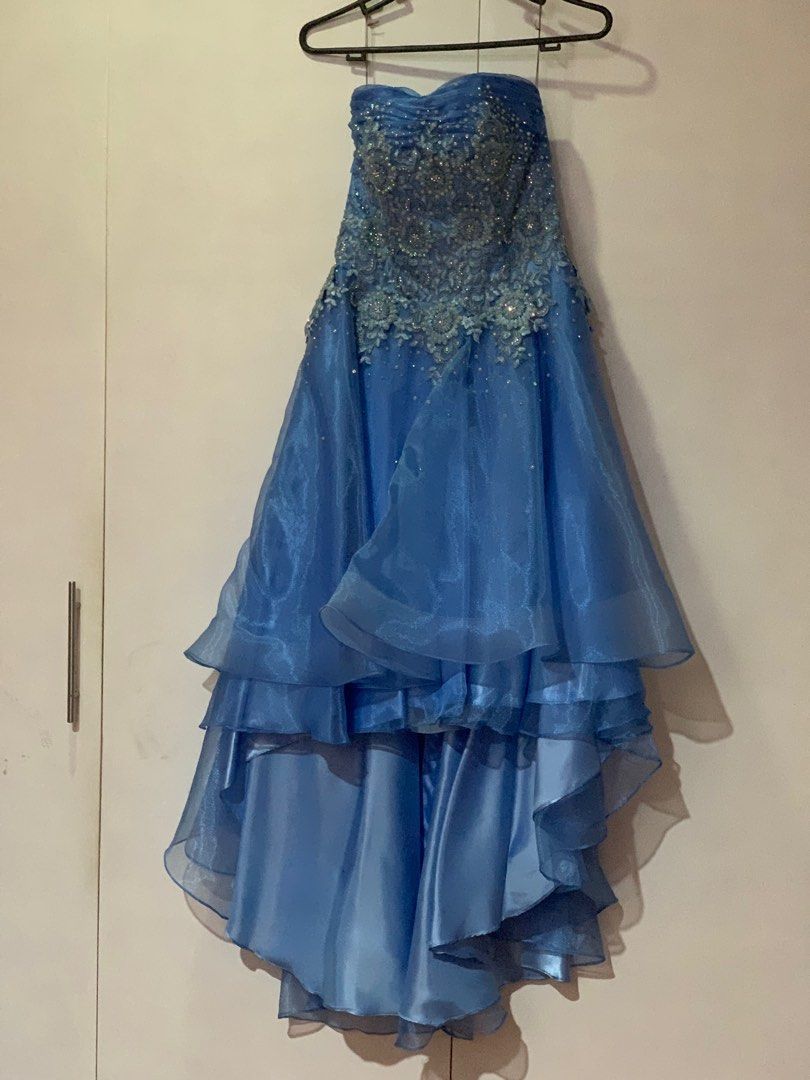 Blue layered prom dress (Category: Evening dresses & gowns) located in Quezon City. Submitted by arttstuff (Listing ID 1314497714, Image 2). Description: used only once! no use for it anymore huhuh • has padding • custom-made • only for meet-ups to ensure that you are satisfied with the quality u can opt to buy it for ₱1,800 🫶 .