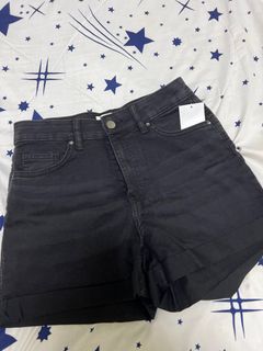(Category: ) located in . Submitted by ltpreloved (Listing ID 1314466519, Image 1). Description: .