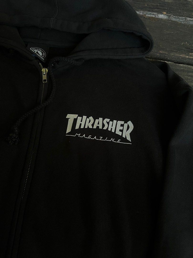 Ciri ciri hoodie thrasher original store