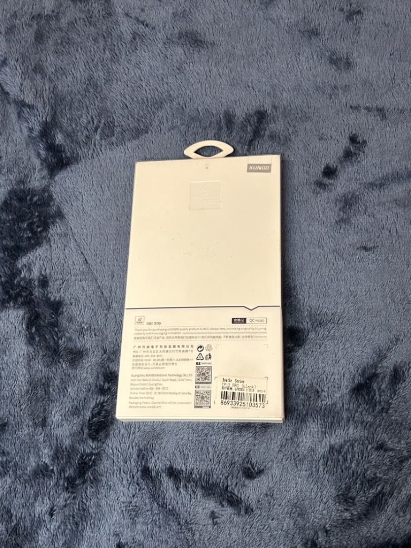 iPhone 13 Pro Clear Case (Category: Cases & Sleeves) located in Manila. Submitted by audknee (Listing ID 1314369479, Image 2). Description: iPhone 13 Pro clear case, with black border MOP: Gcash MOD: JNT, LBC, SDD* | Buyer will shoulder shipping fee *Depending on availability.