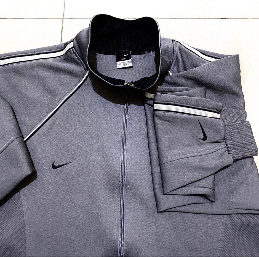 Jaket original nike discount