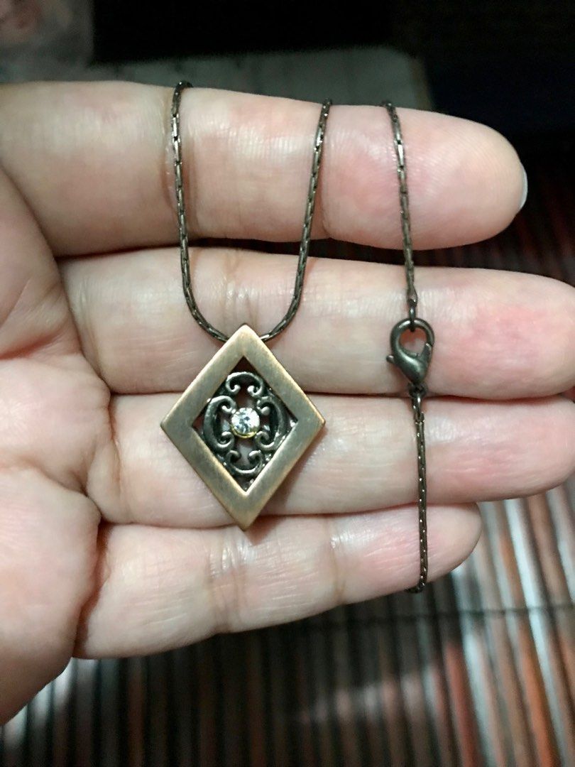 Vintage diamond pendant settings on sale