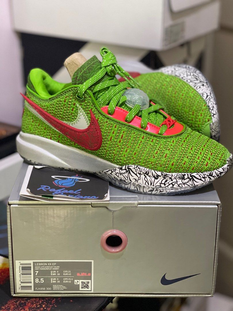Lebron shoes size 7.5 top