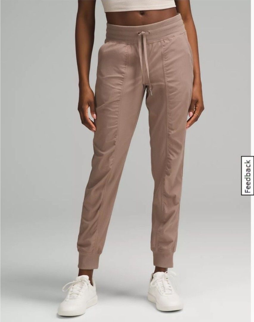 Lululemon women jogger top