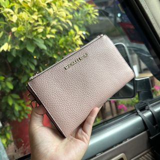(Category: ) located in . Submitted by sabryna_kapit (Listing ID 1314543356, Image 1). Description: .