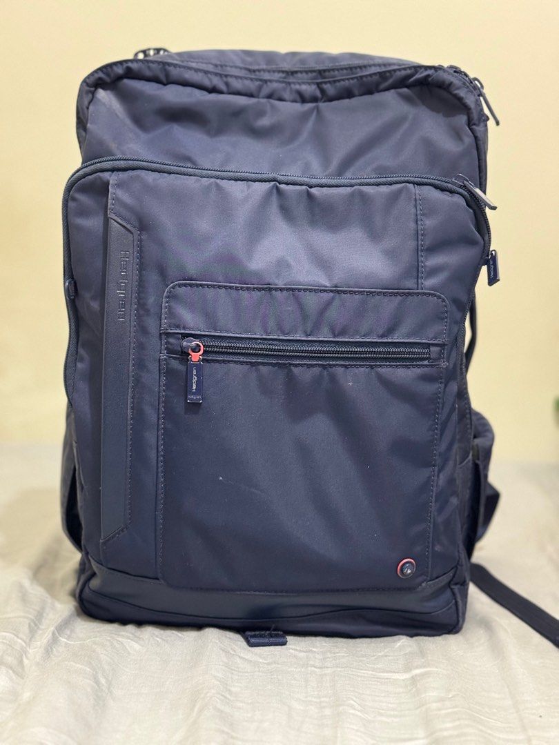 Hedgren Backpack with Laptop Compartment Bag (Navy Blue) (Category: Backpacks) located in Manila. Submitted by gotlistedph (Listing ID 1314472370, Image 2). Description: Original price: P8k+ Branded Laptop Bag - Hedgren Lighly Used only for 2 months No damage, with Warranty Bought at The Travel Club (5 )main Zippers/Pockets With net pockets / provision for pens , other stuff inside (2 )side pockets, garterized.